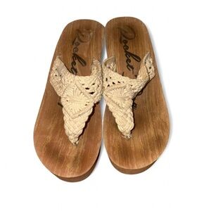 Y2K Rocket Dog Cream Woven Sandals